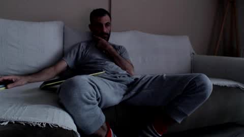 prince_89 online show from December 8, 2024, 5:07 am