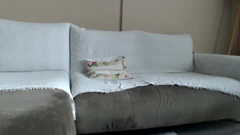 prince_89 online show from January 3, 2025, 1:25 pm