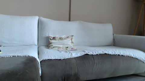 prince_89 online show from January 8, 2025, 6:09 am