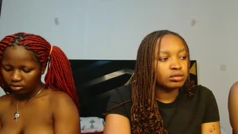 Pretty Mars online show from December 25, 2024, 4:32 pm