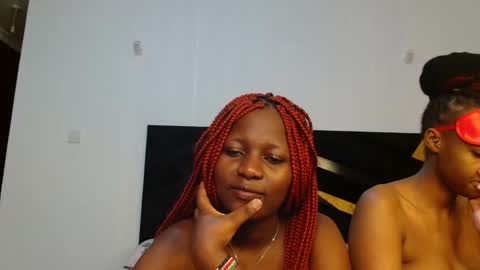 Pretty Mars online show from December 30, 2024, 7:21 pm