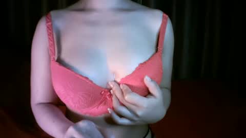   princess   online show from January 10, 2025, 2:02 pm