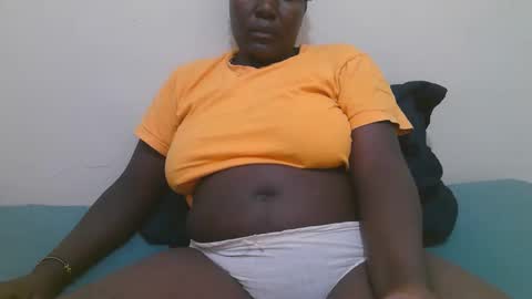 princess_ariah1 online show from May 1, 2026, 1:32 am