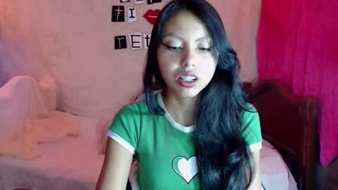 Snapshot of princess_elia chatting on November 6, 2025, 9:59 pm Elia online show from November 6, 2025, 9:59 pm
