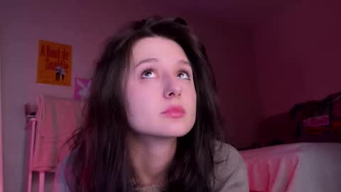 Kristina online show from November 11, 2025, 4:07 pm