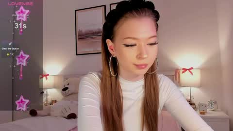 Princess Diana online show from March 15, 2026, 7:53 pm