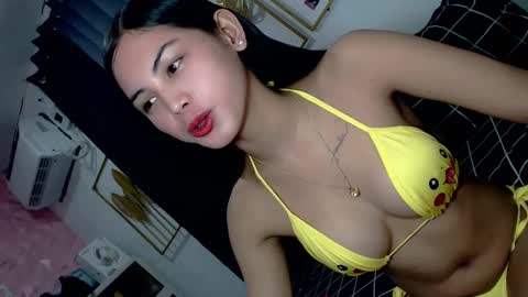Snapshot of princess_stellaxx chatting on January 28, 2025, 5:24 pm Estela online show from January 28, 2025, 5:24 pm
