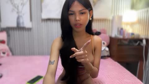 Snapshot of princess_stellaxx chatting on October 14, 2025, 4:30 pm Estela online show from October 14, 2025, 4:30 pm