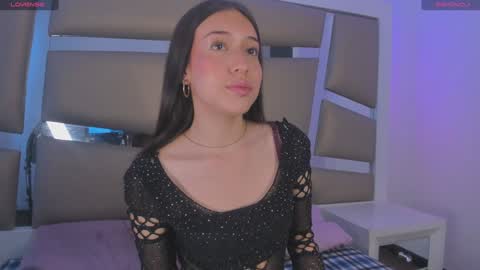 princess_tokyo_ online show from February 6, 2025, 12:59 pm