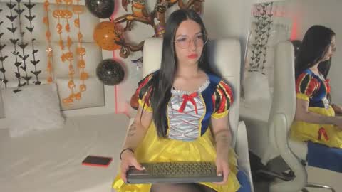 princess_tokyo_ online show from October 14, 2025, 4:57 am