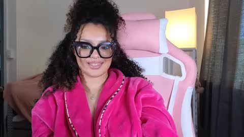 Amber online show from January 18, 2025, 11:00 pm