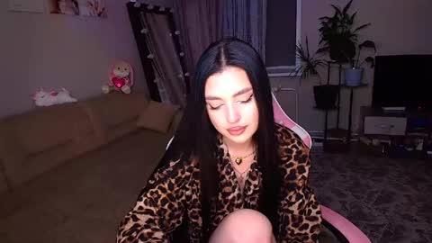 princessamira1 online show from October 23, 2025, 3:11 pm