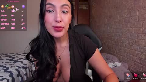 Cori online show from December 2, 2024, 2:08 pm