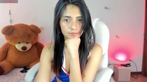 princessluna_14 online show from September 30, 2025, 10:04 pm