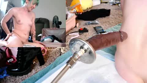 Gwyndoline Moon online show from April 11, 2026, 12:04 am