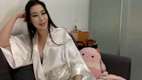 PrincessPinky444 online show from February 6, 2026, 1:47 pm