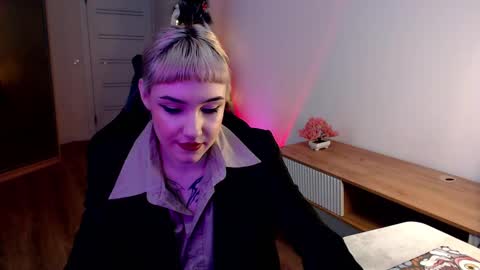 18 y.o online show from February 13, 2025, 12:54 pm