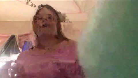 Snapshot of princesssnowflk84 chatting on May 12, 2026, 11:24 pm princesssnowflk84 online show from May 12, 2026, 11:24 pm