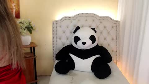 princessyanzy1 online show from February 9, 2025, 8:54 am