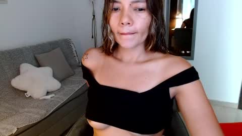 Marcela online show from May 27, 2026, 5:54 pm