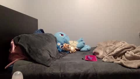 prissyymissyy online show from February 4, 2025, 5:21 am