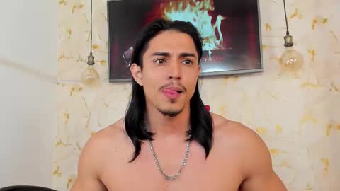 privilegewc online show from October 26, 2025, 4:29 am