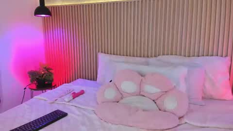 Profana Red online show from February 20, 2026, 1:55 pm