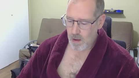 professor21255 online show from October 21, 2025, 11:44 am