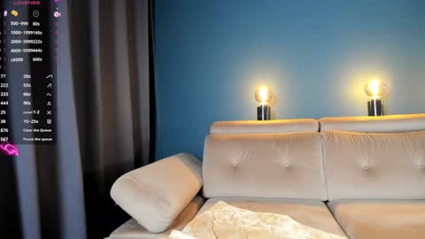 Raven  but you can call me sweetie or honey too  online show from January 24, 2025, 6:56 pm