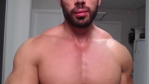 Snapshot of promuscles4u chatting on December 12, 2024, 12:48 am promuscles4u online show from December 12, 2024, 12:48 am