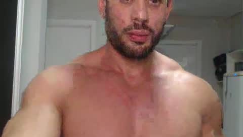 Snapshot of promuscles4u chatting on January 28, 2025, 10:34 pm promuscles4u online show from January 28, 2025, 10:34 pm