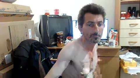 Mariusz online show from July 4, 2026, 6:41 am