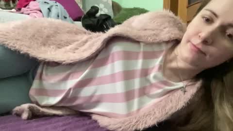 proud sweet 21 online show from October 18, 2025, 10:10 pm