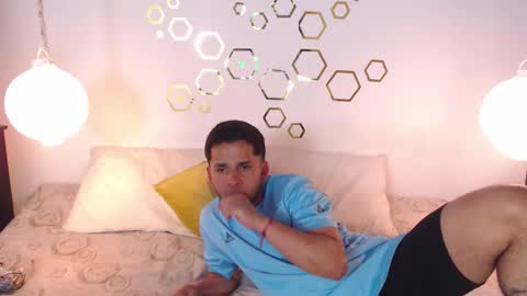 Adris  Juan online show from September 30, 2025, 2:16 am