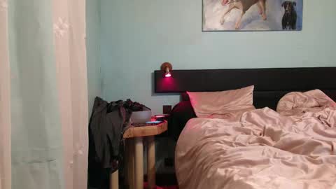 prxscillia_tx online show from February 2, 2026, 6:17 pm