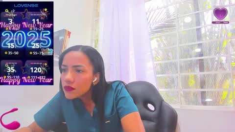 psique_naughty2 online show from January 9, 2025, 3:34 pm
