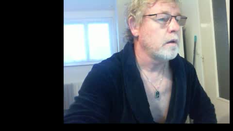 ptitrouquin online show from December 16, 2025, 8:08 am
