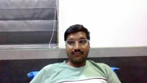 Snapshot of ptl1711 chatting on July 14, 2026, 2:45 pm ptl1711 online show from July 14, 2026, 2:45 pm