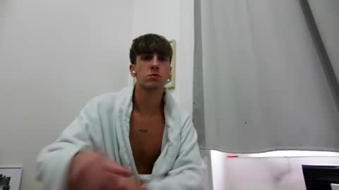 Snapshot of pttvnvkk chatting on February 7, 2025, 10:08 am pttvnvkk online show from February 7, 2025, 10:08 am