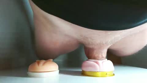 PuDe90 online show from September 22, 2025, 6:15 am