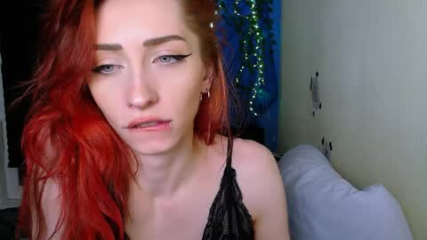 EsteticHouse online show from April 2, 2026, 6:16 pm