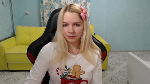 Victoria online show from December 13, 2024, 3:05 am