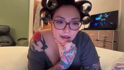 Snapshot of pumpkin_bunny chatting on April 22, 2026, 3:31 am Pumpkin bunny online show from April 22, 2026, 3:31 am