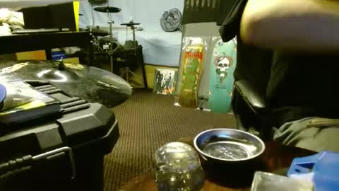 Snapshot of punkypapi chatting on March 4, 2025, 6:15 am Jojo online show from March 4, 2025, 6:15 am