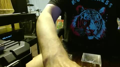 Snapshot of punkypapi chatting on March 4, 2025, 12:22 pm Jojo online show from March 4, 2025, 12:22 pm