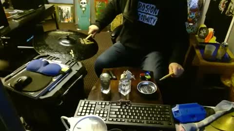 Snapshot of punkypapi chatting on March 7, 2025, 2:04 am Jojo online show from March 7, 2025, 2:04 am