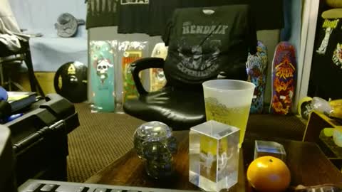 Snapshot of punkypapi chatting on March 7, 2025, 11:18 am Jojo online show from March 7, 2025, 11:18 am