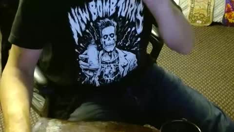 Snapshot of punkypapi chatting on October 16, 2025, 4:02 am Jojo online show from October 16, 2025, 4:02 am