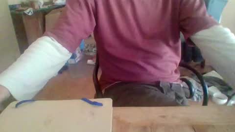 pup_y online show from October 13, 2025, 8:03 am