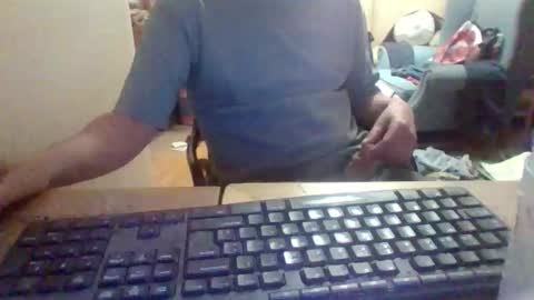 pup_y online show from October 22, 2025, 6:29 pm